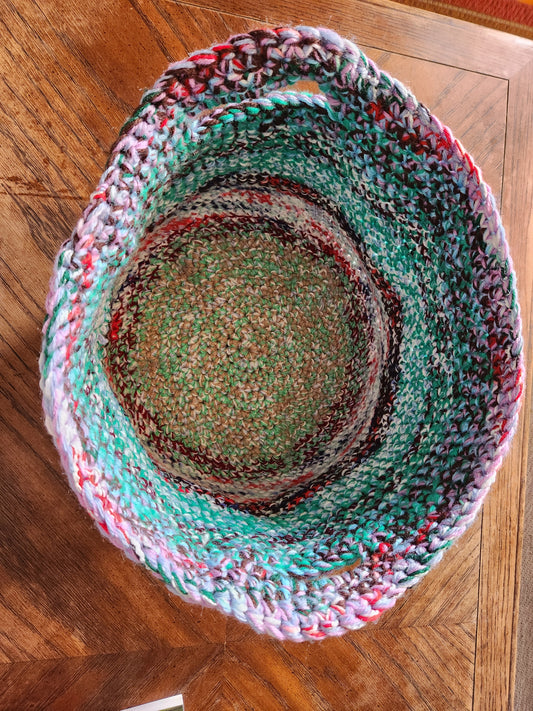 Crochet Basket Greens
